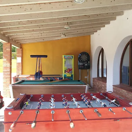 营地 Clara 托里代巴拉