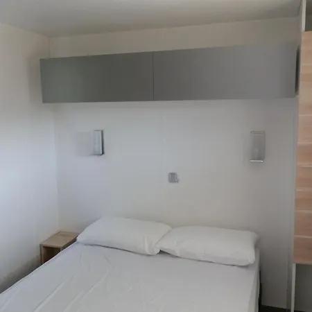 Kamp alanı Clara 2*